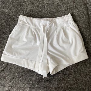 Lululemon Spring Break Away Short